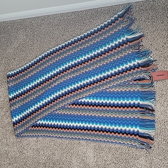 Missoni Fringe Metallic Crochet Knit Scarf - Picture 12 of 14